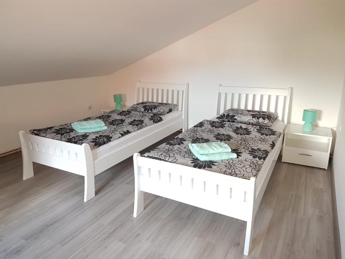 Apartmani Brigita โคเรนนิซา ภายนอก รูปภาพ