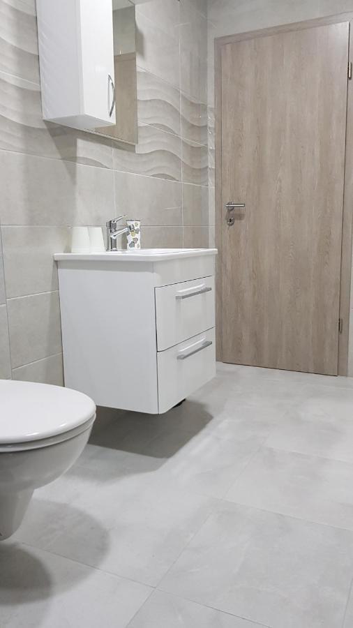 Apartmani Brigita โคเรนนิซา ภายนอก รูปภาพ