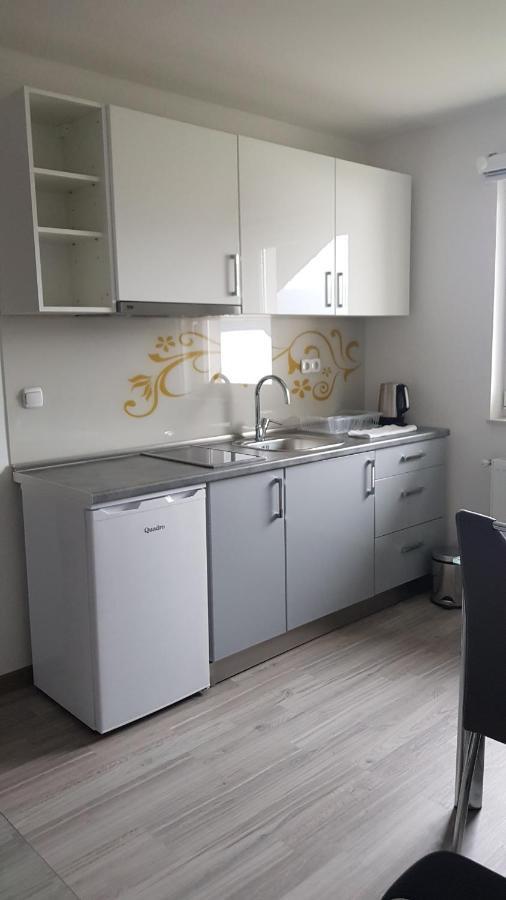 Apartmani Brigita โคเรนนิซา ภายนอก รูปภาพ