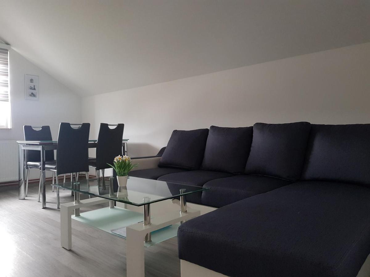 Apartmani Brigita โคเรนนิซา ภายนอก รูปภาพ
